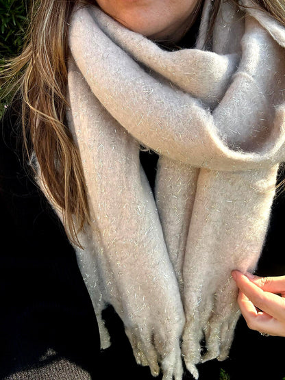 Echarpe fil doré paillette " Douceur"