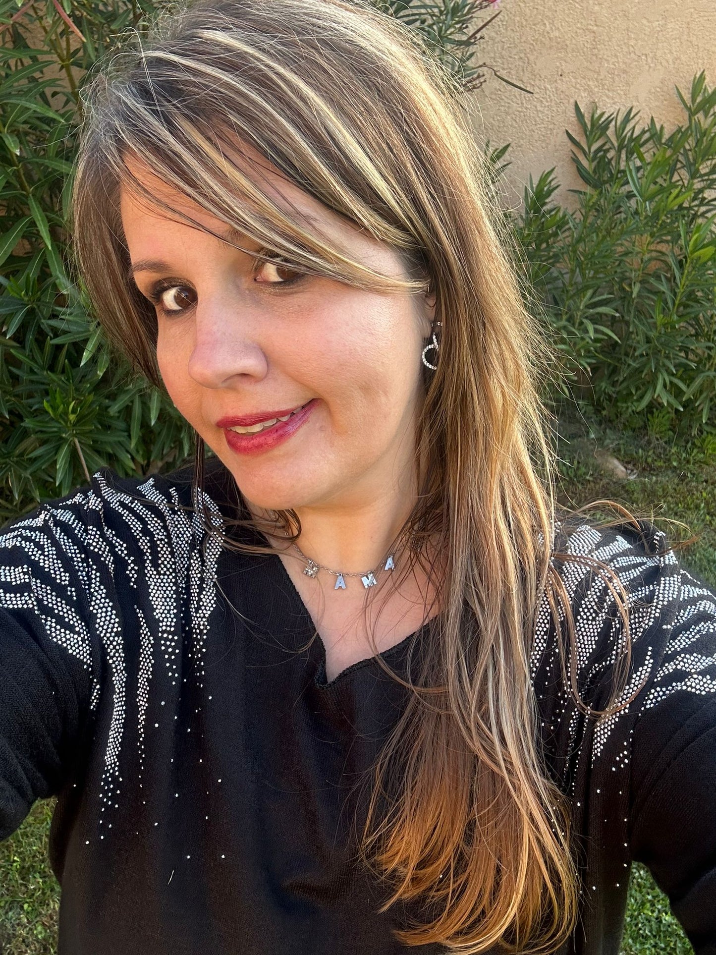 Petit pull strass "Festif"